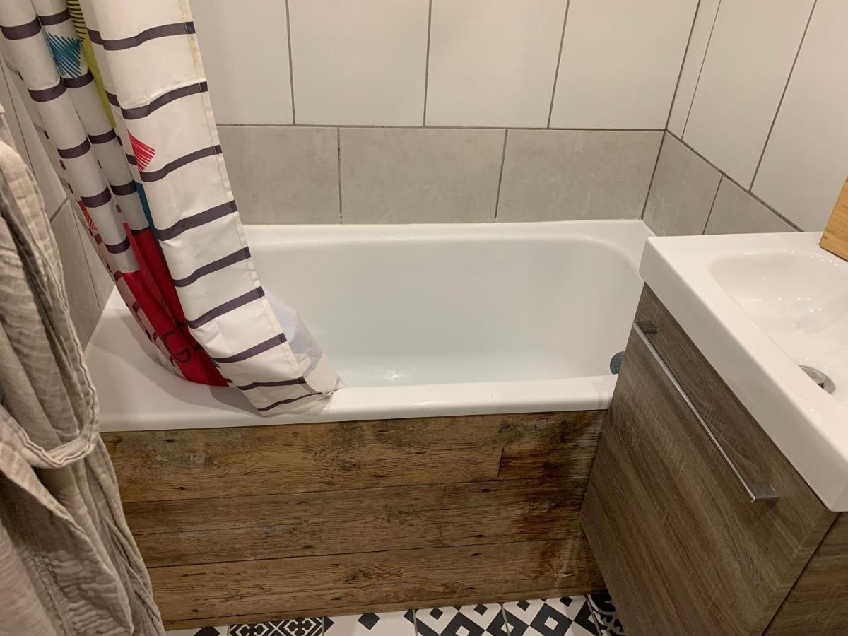 Appartement Cosy Avec Climatisation Et Patio Centre Historique De Bordeaux Dış mekan fotoğraf